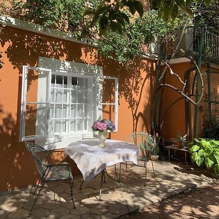 Cozy Apartment In A Historic Villa Meran Exterior foto